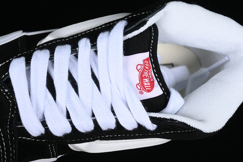 KNU SKOOL WHITE/BLACK