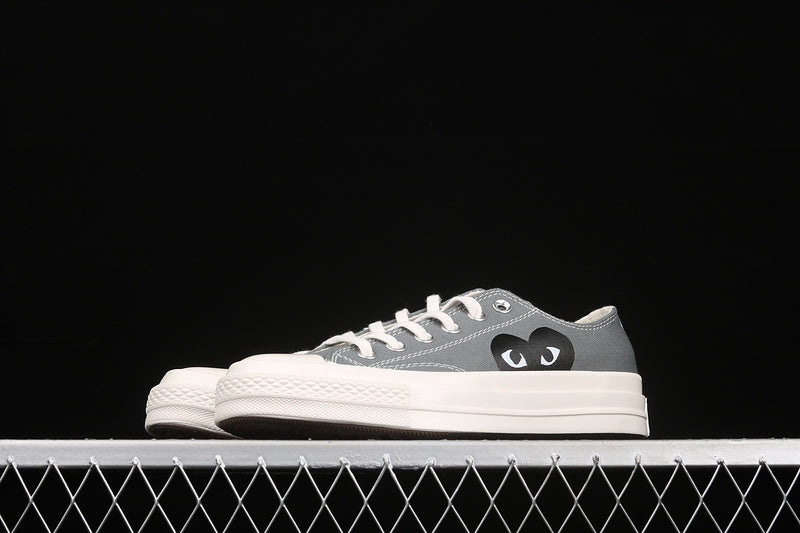 COMME DES GARÇONS PLAY X CHUCK TAYLOR ALL-STAR 70S LOW STEEL GRAY/EGRET/BLACK