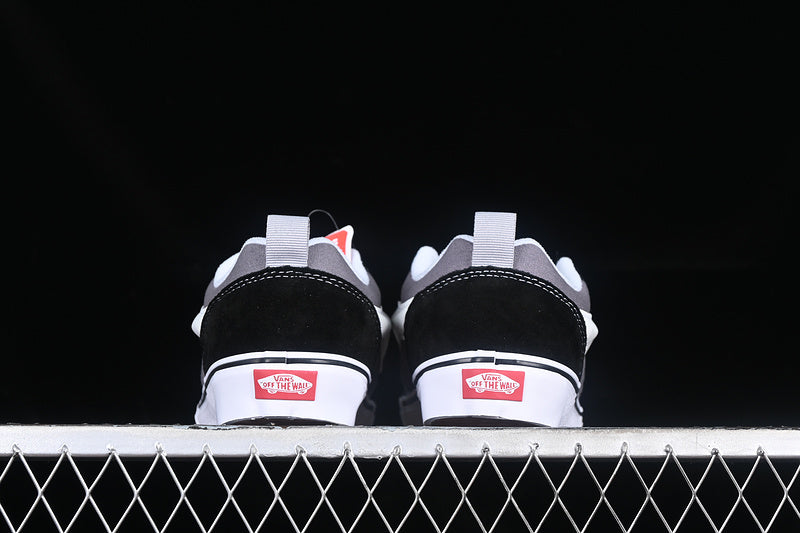 KNU SKOOL WHITE/BLACK/GREY