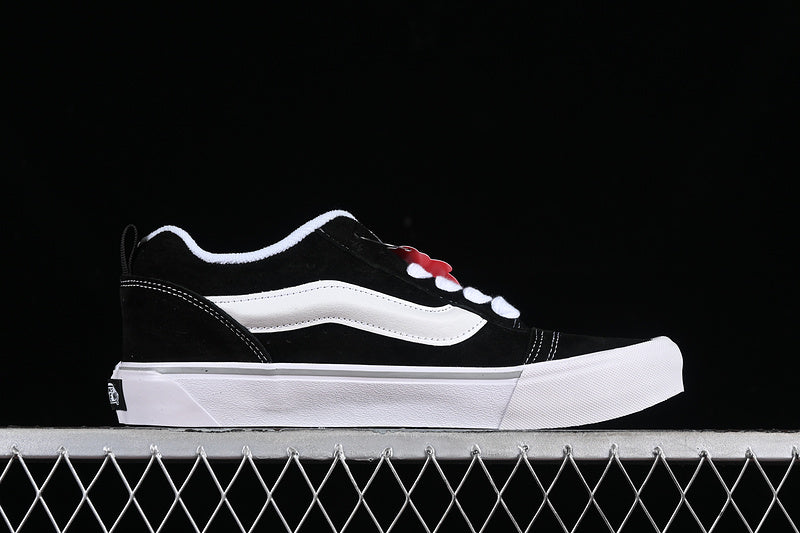 KNU SKOOL WHITE/BLACK