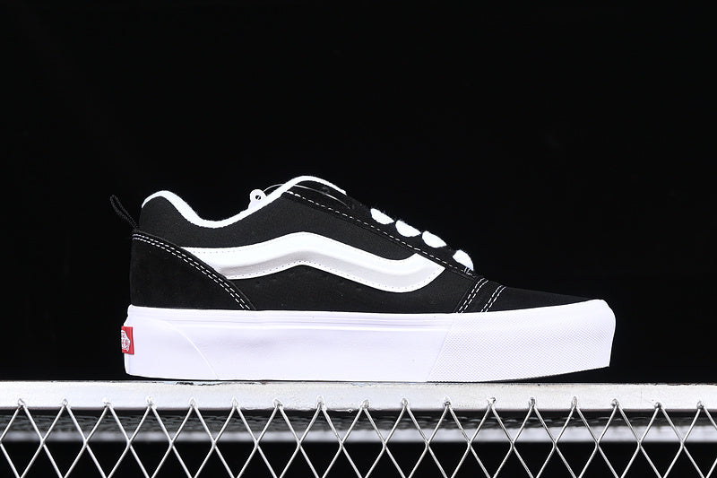 KNU SKOOL VR3 LX WHITE/BLACK/RED