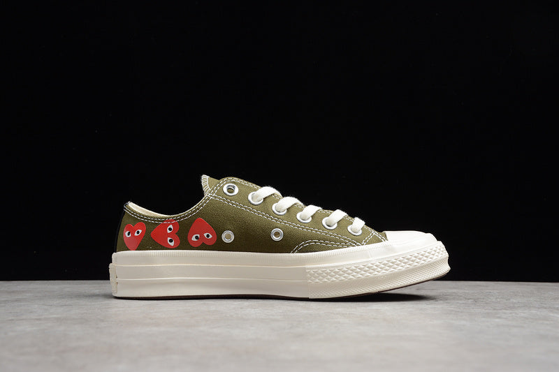 CHUCK TAYLOR ALL-STAR 70S X CDG LOW MULTI HEARTS GREEN/RED-EGRET