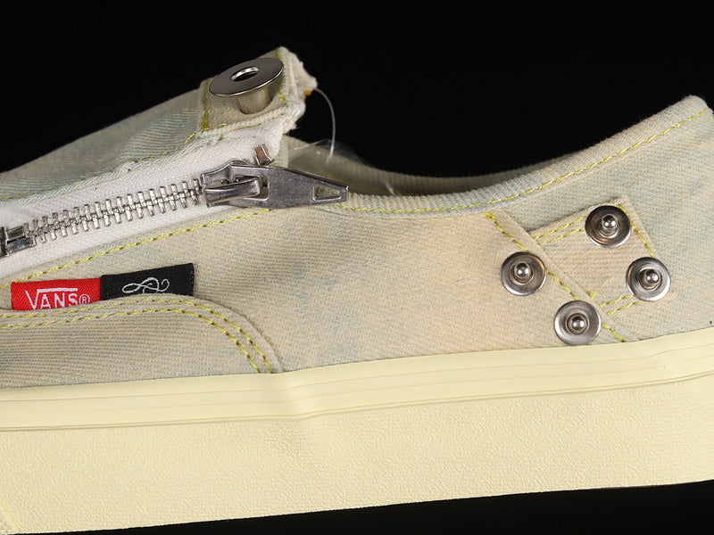 SHANE GONZALES X AUTHENTIC ZIP LIGHT GREY