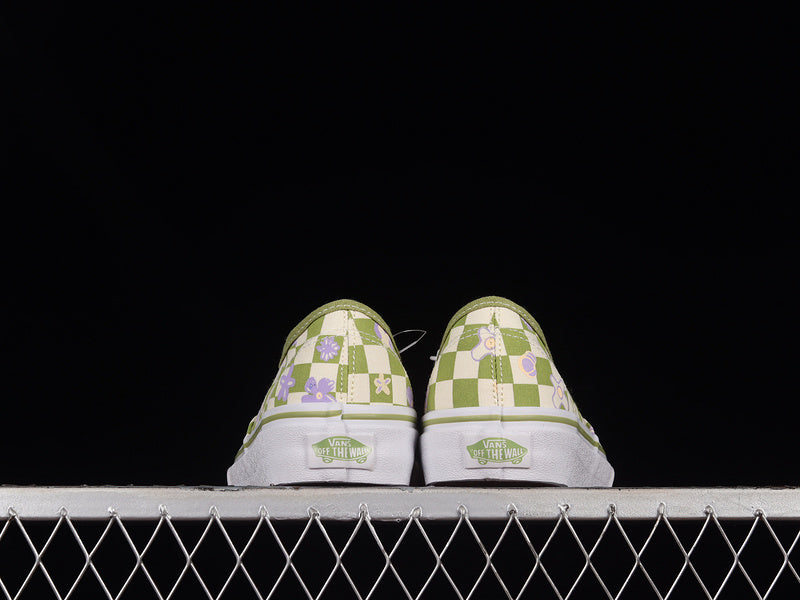 AUTHENTIC FRESH GREEN/WHITE