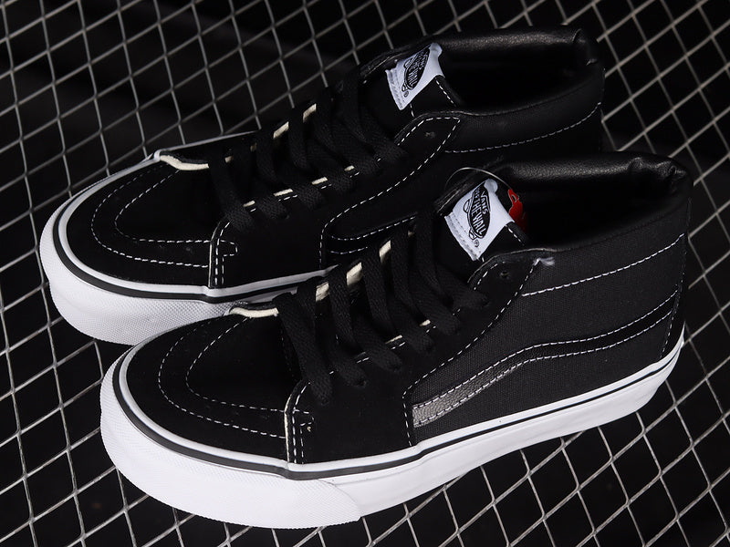 SK8-MID VAULT LX BLACK