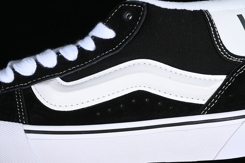 KNU SKOOL WHITE/BLACK