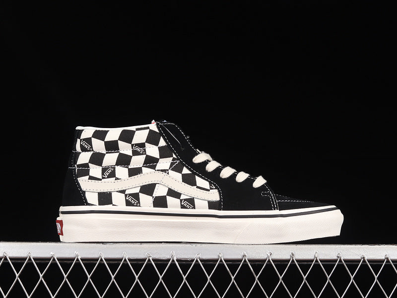 SK8-MID CHECKERBOARD BLACK/WHITE