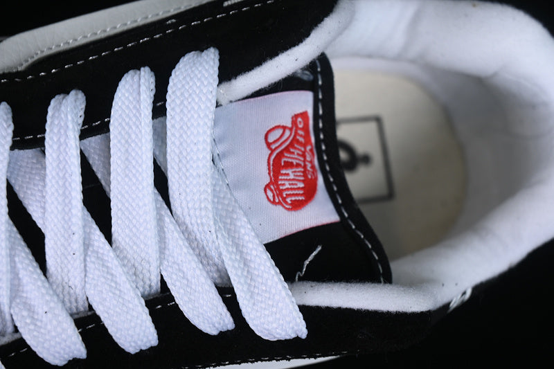 KNU SKOOL BLACK/TRUE WHITE