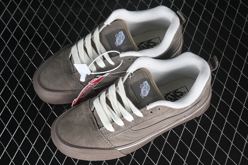 KNU SKOOL GREY/WHITE