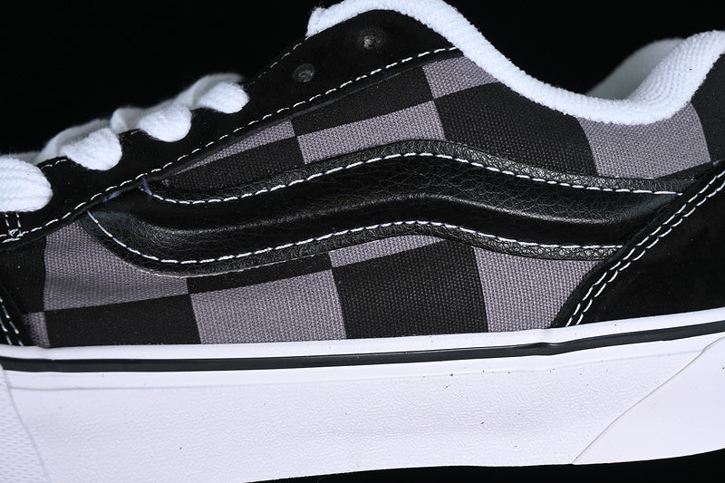 KNU SKOOL WHITE/BLACK/GREY