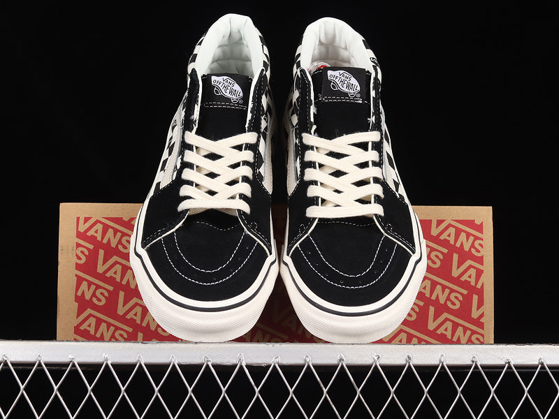 SK8-MID CHECKERBOARD BLACK/WHITE