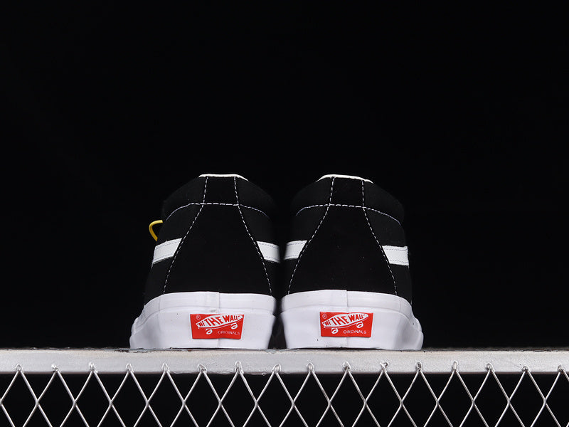 SK8-MID LX BLACK/WHITE