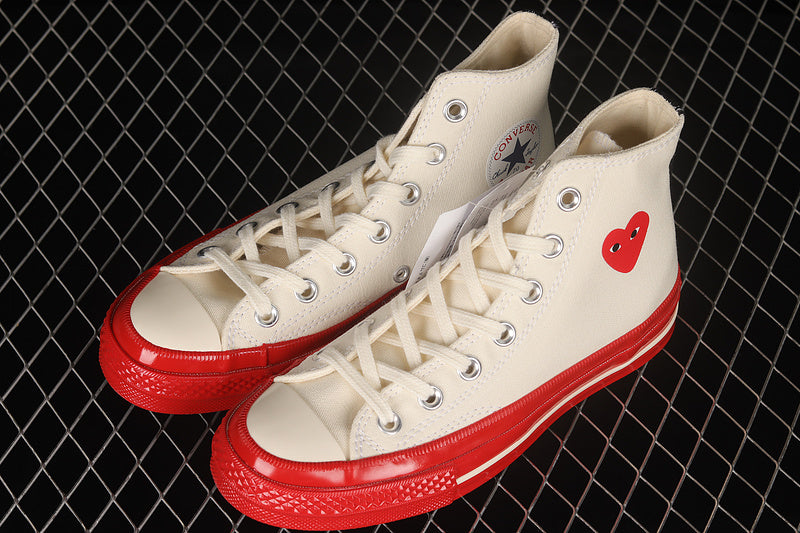 COMME DES GARÇONS PLAY X CHUCK TAYLOR 70S HIGH PRISTINE/RED/EGRET